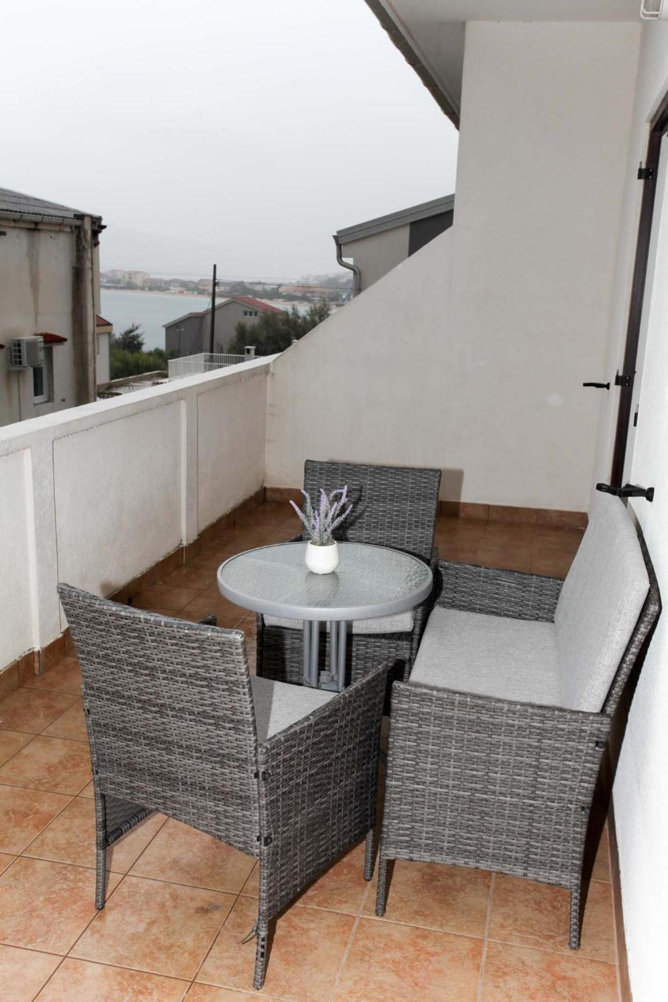 Apartmani Mila Pag Town Esterno foto