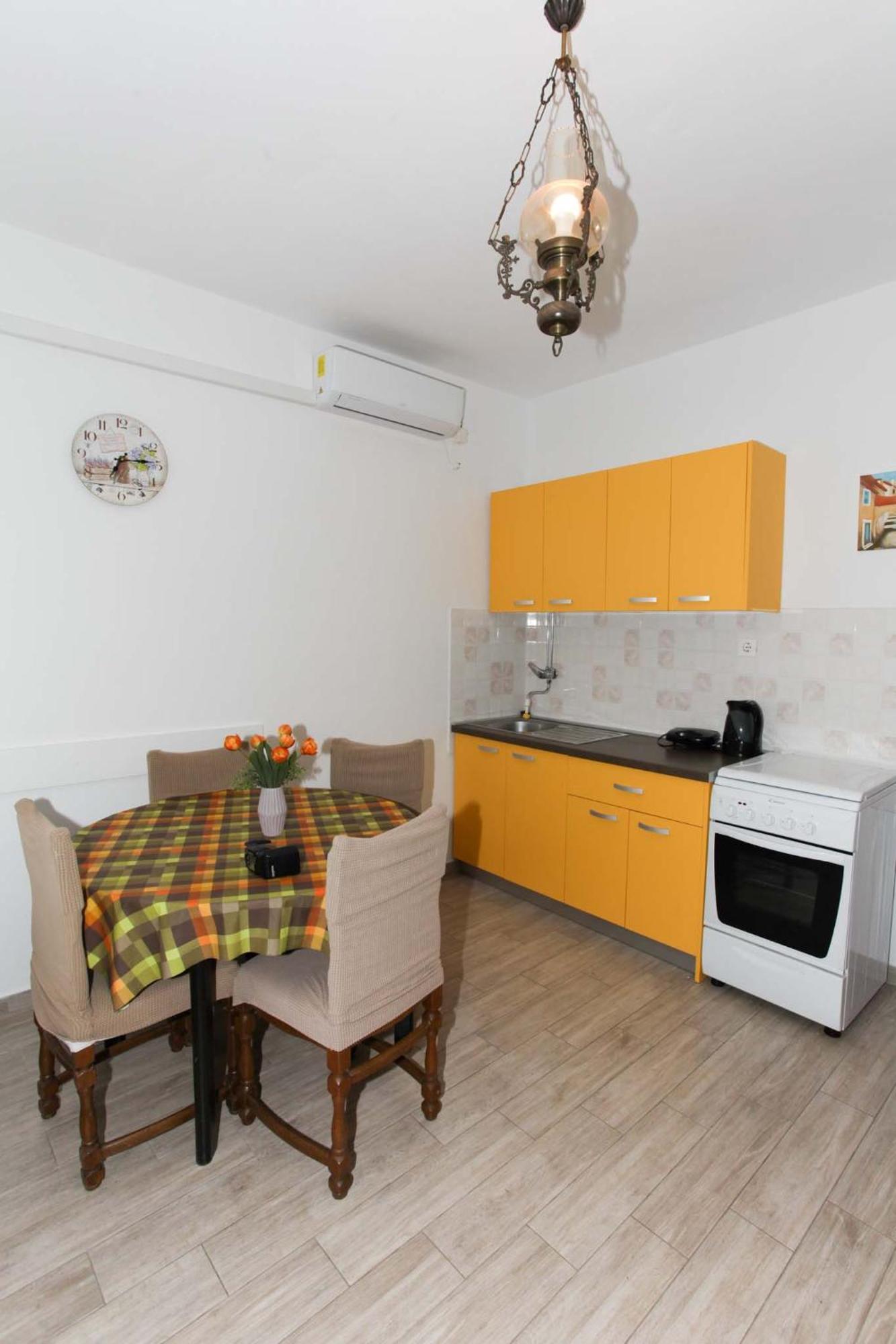 Apartmani Mila Pag Town Esterno foto