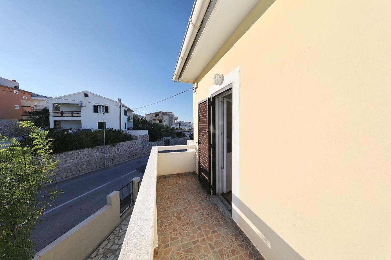 Apartmani Mila Pag Town Esterno foto