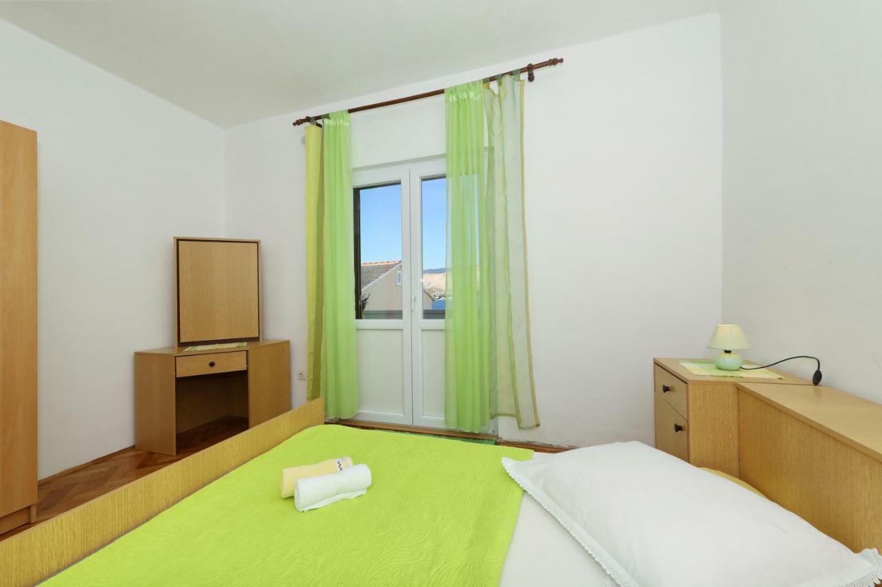 Apartmani Mila Pag Town Esterno foto